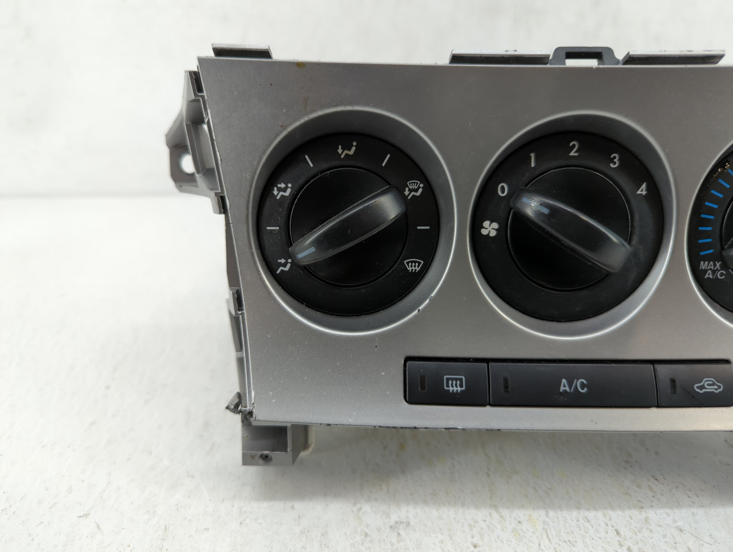 2010-2011 Mazda 3 Climate Control Module Temperature AC/Heater Replacement P/N:BBM4 1E25 BBM4 9K20, BBM4 9F08 Fits Fits 2010