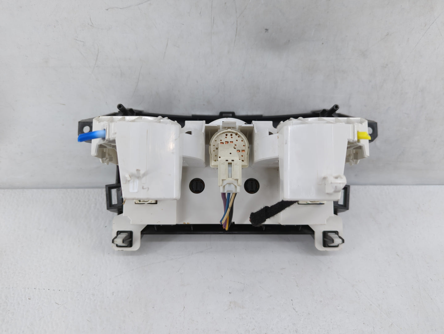 2010-2011 Mazda 3 Climate Control Module Temperature AC/Heater Replacement P/N:BBM4 1E25 BBM4 9K20, BBM4 9F08 Fits Fits 2010