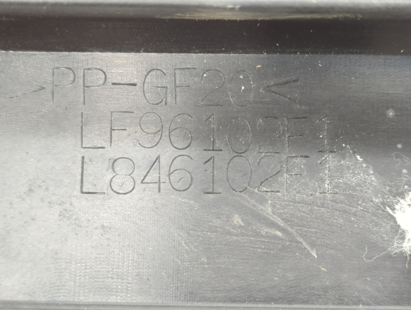 2011 Mazda 3 Engine Cover - Oemusedautoparts1.com