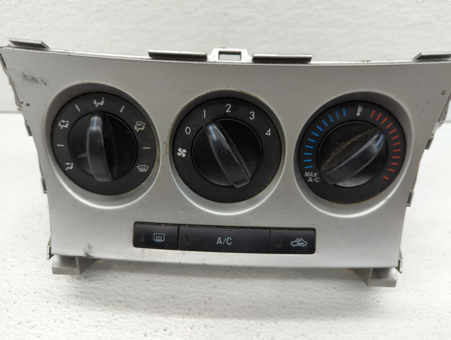 2010-2011 Mazda 3 Climate Control Module Temperature AC/Heater Replacement P/N:BBM4 1E25 BBM4 9K20, BBM4 9F08 Fits Fits 2010