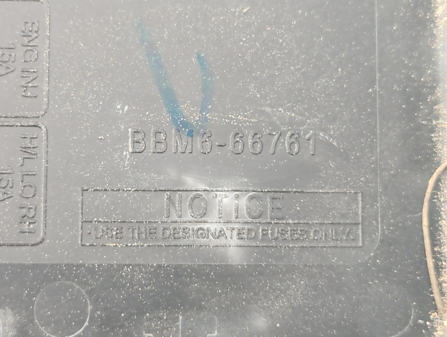 2011 Mazda 3 Fusebox Fuse Box Panel Relay Module P/N:BBM6-66761 Fits OEM Used Auto Parts - Oemusedautoparts1.com