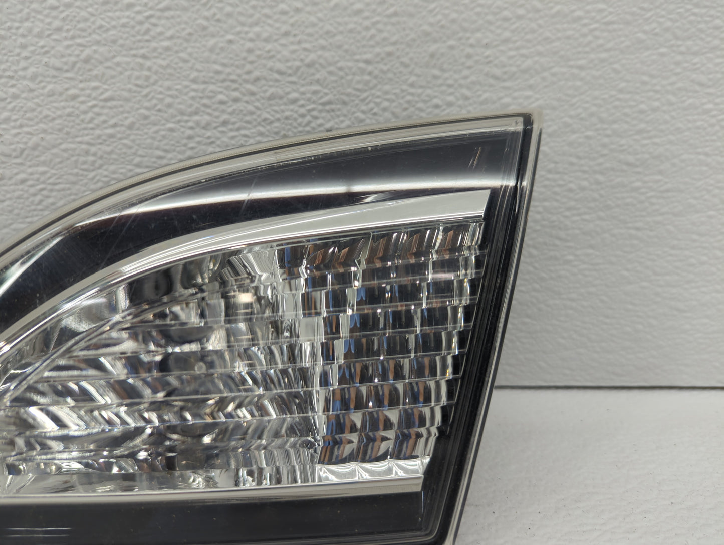 2010-2013 Mazda 3 Tail Light Assembly Passenger Right OEM P/N:P8043 BBM4 51 3F0 Fits Fits 2010 2011 2012 2013 OEM Used Auto 