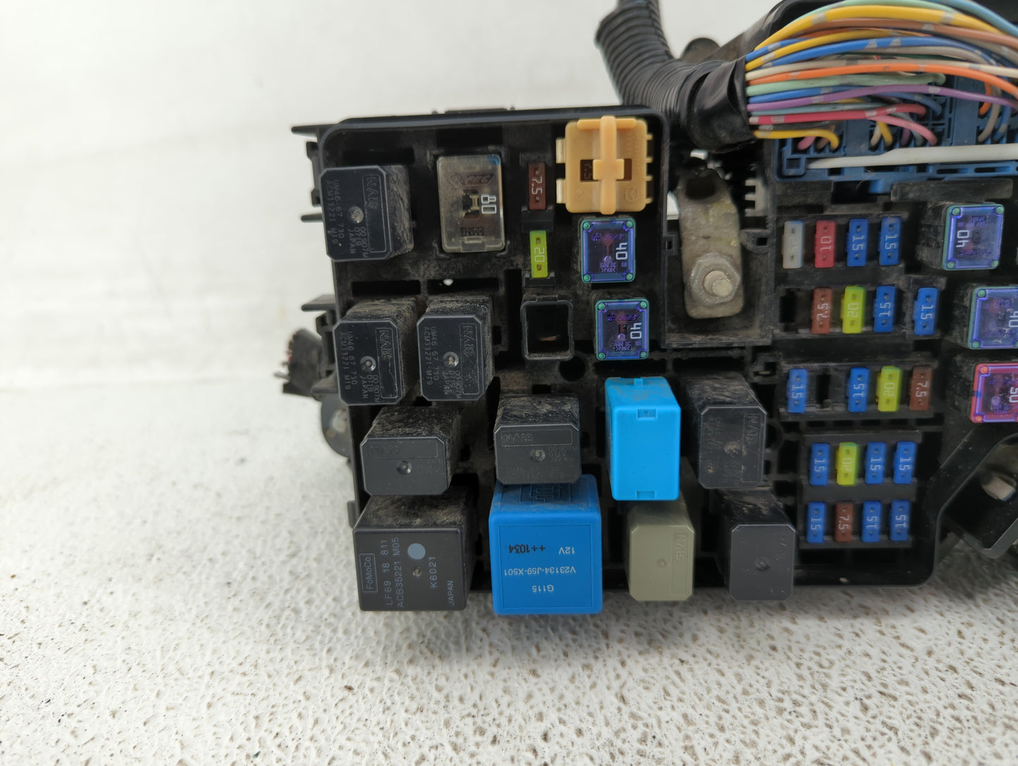 2011 Mazda 3 Fusebox Fuse Box Panel Relay Module P/N:BBM6-66761 Fits OEM Used Auto Parts - Oemusedautoparts1.com