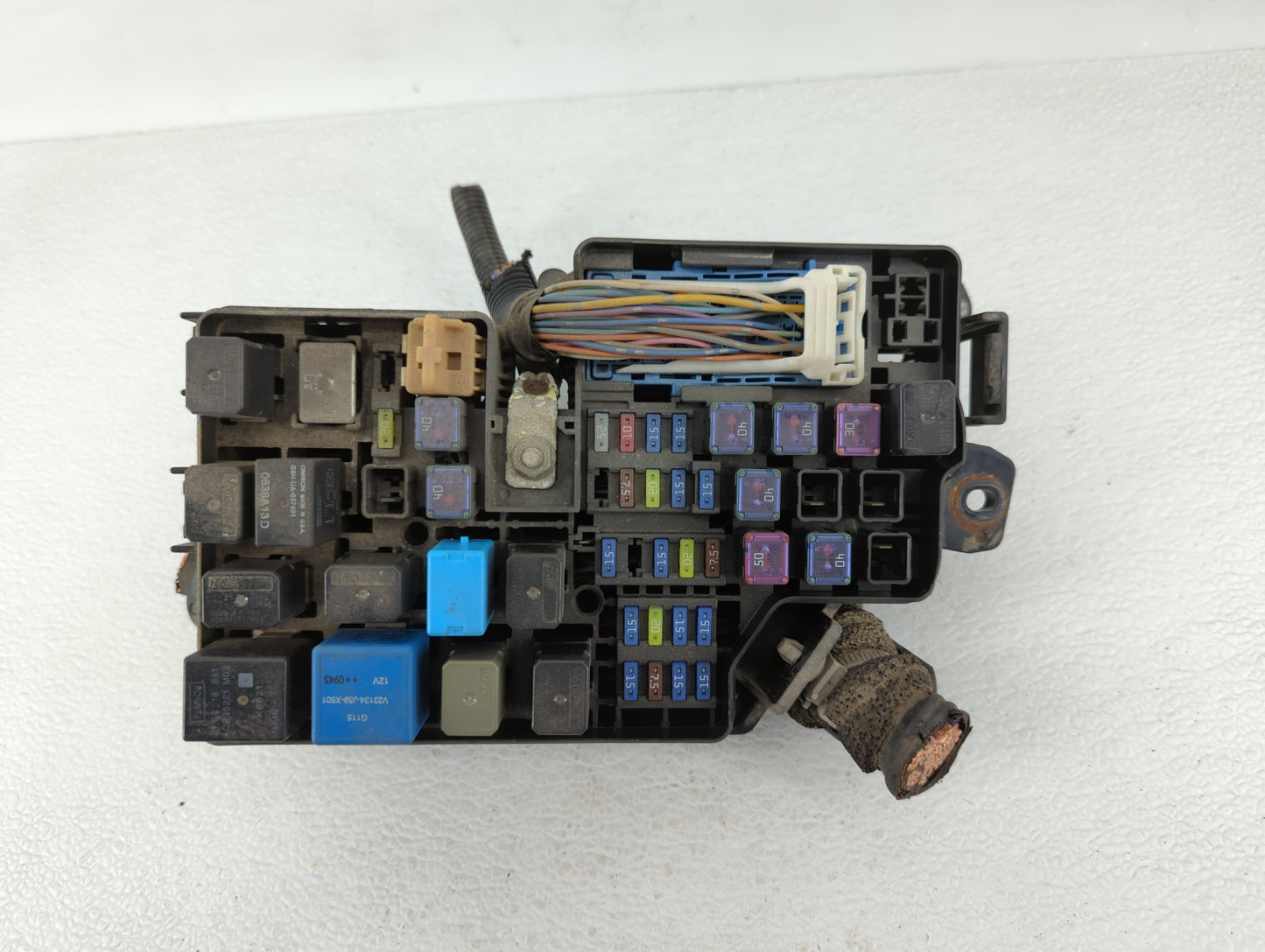 2011 Mazda 3 Fusebox Fuse Box Panel Relay Module P/N:BBM6-66761 Fits OEM Used Auto Parts - Oemusedautoparts1.com