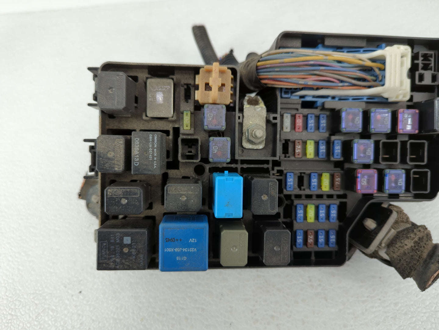 2011 Mazda 3 Fusebox Fuse Box Panel Relay Module P/N:BBM6-66761 Fits OEM Used Auto Parts - Oemusedautoparts1.com
