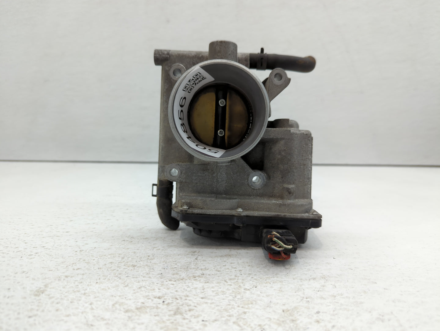 2006-2013 Mazda 3 Throttle Body P/N:L3R4 13 640 L3G2 13 640 A, P53N 13 640 Fits Fits 2006 2007 2008 2009 2010 2011 2012 2013
