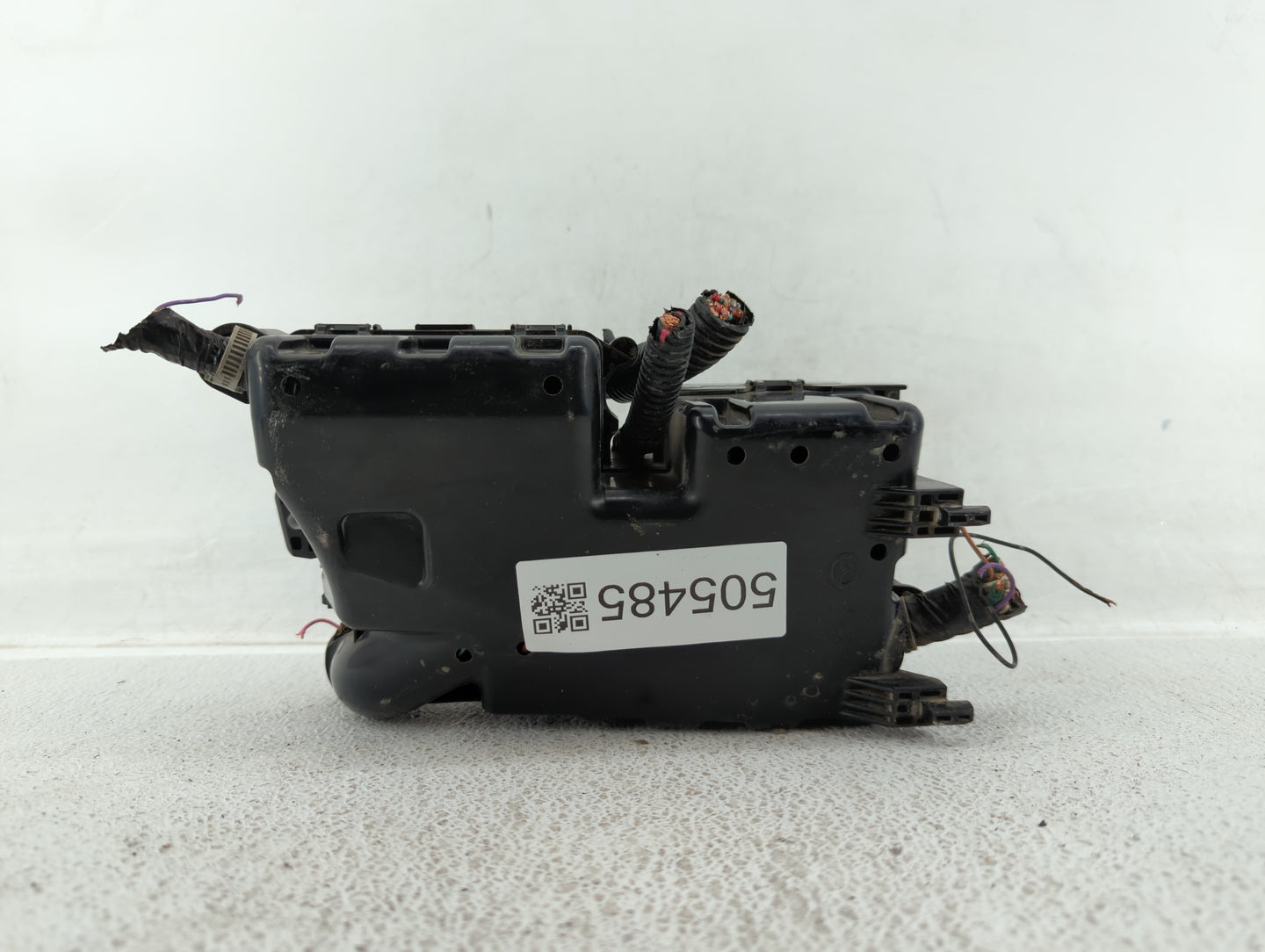 2011 Mazda 3 Fusebox Fuse Box Panel Relay Module P/N:BBM6-66761 BBM5-66761 Fits OEM Used Auto Parts - Oemusedautoparts1.com