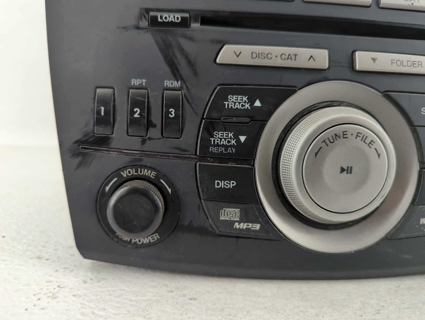 2011 Mazda 3 Radio AM FM Cd Player Receiver Replacement P/N:BBM5 66 AR0 Fits OEM Used Auto Parts - Oemusedautoparts1.com