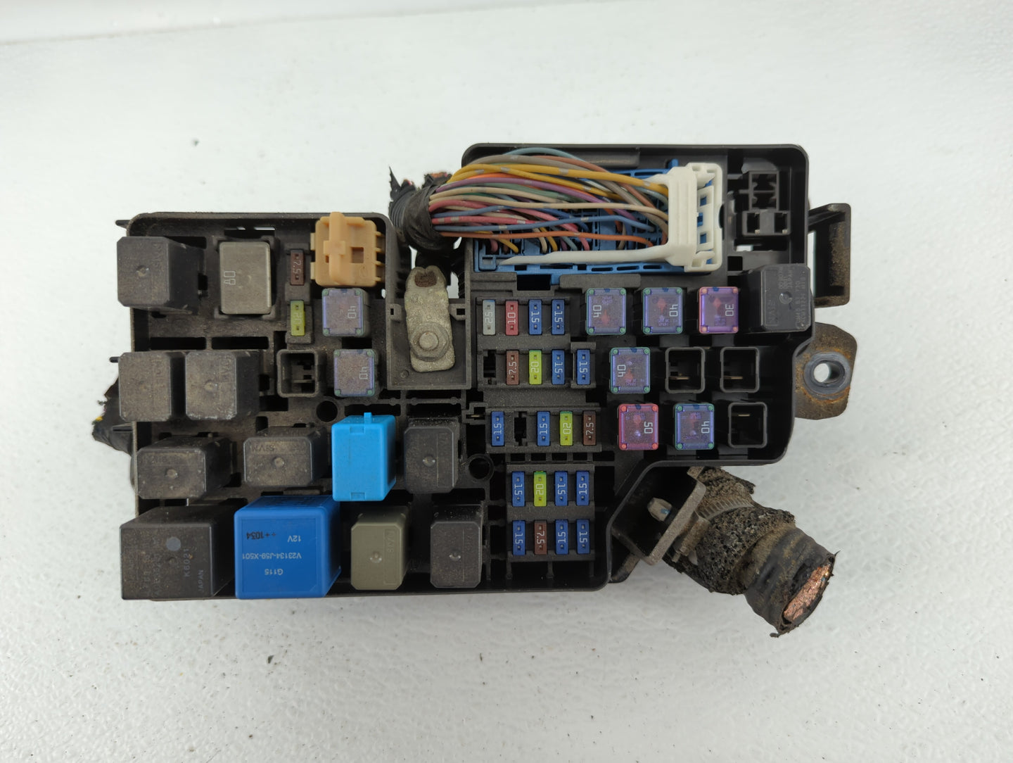 2011 Mazda 3 Fusebox Fuse Box Relay Module Tipm Bbm6-66761 - Oemusedautoparts1.com