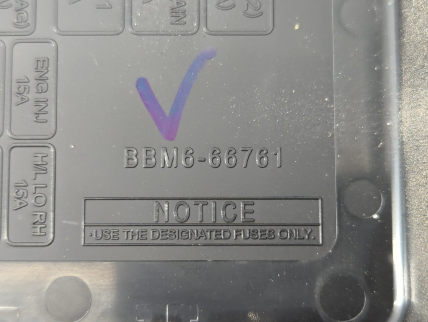 2011 Mazda 3 Fusebox Fuse Box Relay Module Tipm Bbm6-66761 - Oemusedautoparts1.com