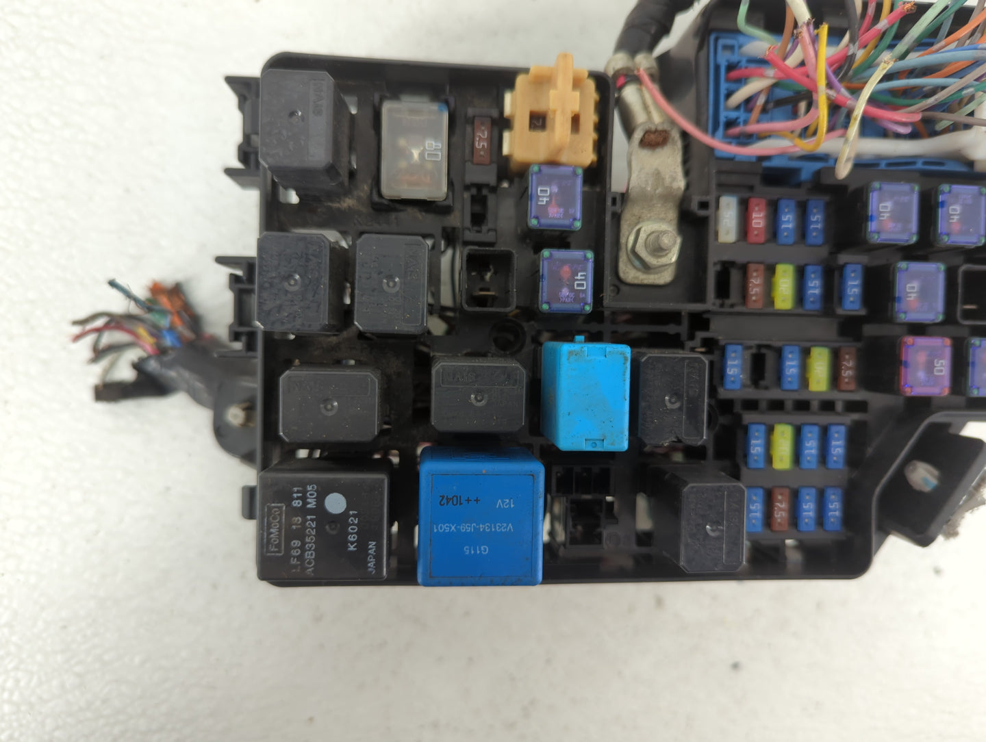 2011-2012 Mazda 3 Chassis Control Module Ccm Bcm Body Control - Oemusedautoparts1.com