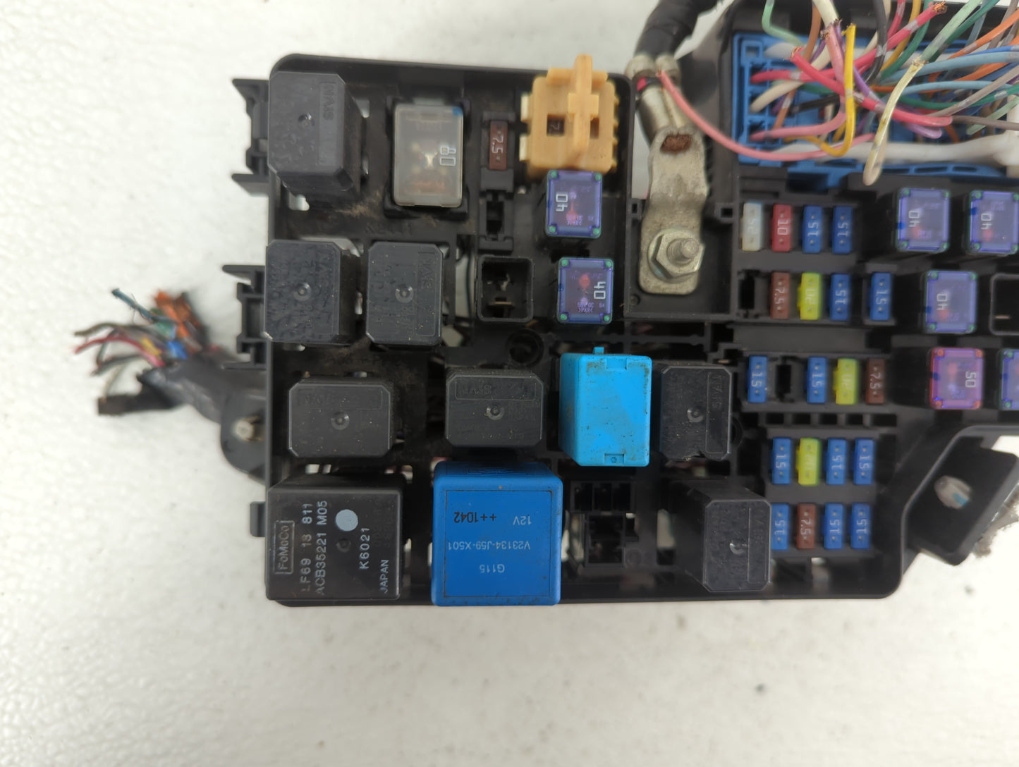 2011-2012 Mazda 3 Chassis Control Module Ccm Bcm Body Control - Oemusedautoparts1.com