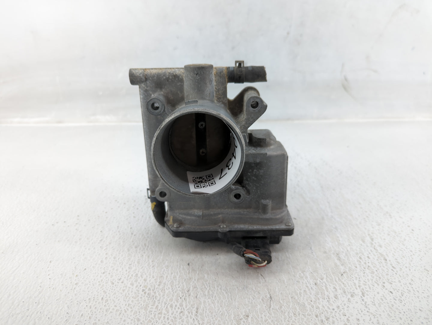 2006-2013 Mazda 3 Throttle Body P/N:L3R4 13 640 Fits Fits 2006 2007 2008 2009 2010 2011 2012 2013 OEM Used Auto Parts - Oemu