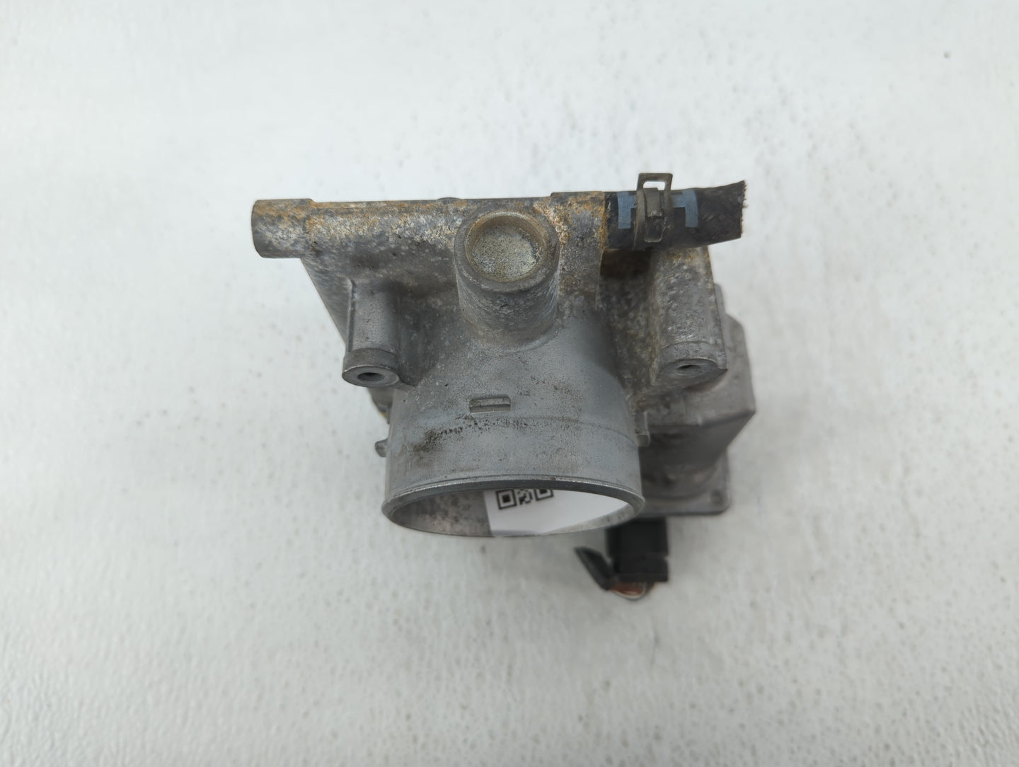 2006-2013 Mazda 3 Throttle Body P/N:L3R4 13 640 Fits Fits 2006 2007 2008 2009 2010 2011 2012 2013 OEM Used Auto Parts - Oemu