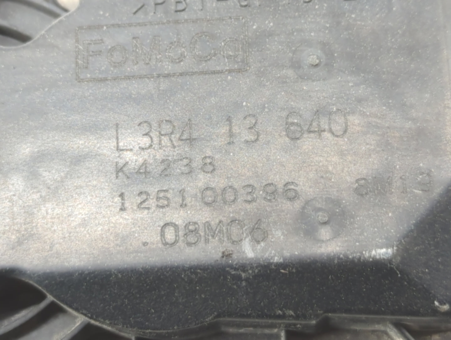 2006-2013 Mazda 3 Throttle Body P/N:L3R4 13 640 Fits Fits 2006 2007 2008 2009 2010 2011 2012 2013 OEM Used Auto Parts - Oemu