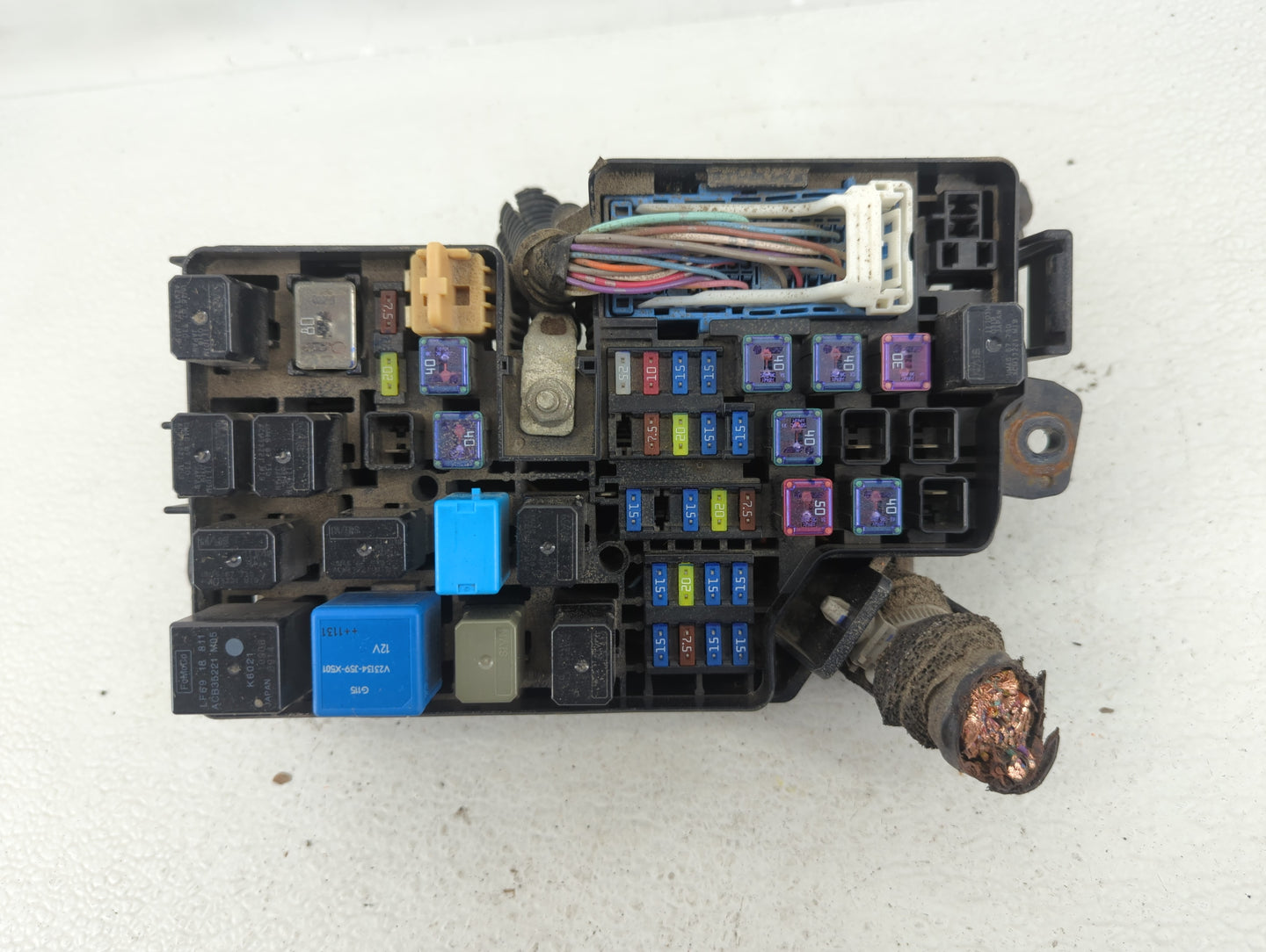 2011-2012 Mazda 3 Chassis Control Module Ccm Bcm Body Control |bbm6-66761 - Oemusedautoparts1.com