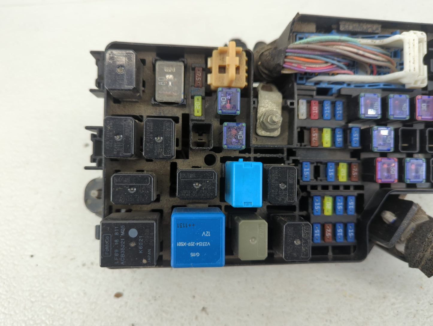 2011-2012 Mazda 3 Chassis Control Module Ccm Bcm Body Control |bbm6-66761 - Oemusedautoparts1.com
