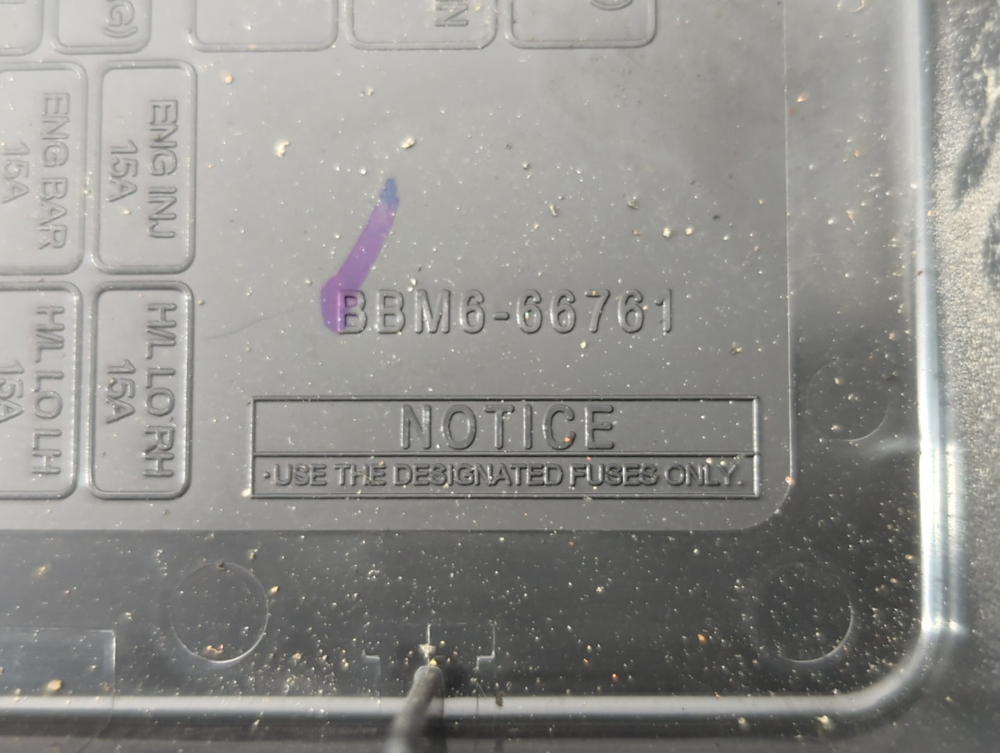 2010-2011 Mazda 3 Fusebox Fuse Box Panel Relay Module P/N:BBM6-66761 Fits Fits 2010 2011 OEM Used Auto Parts - Oemusedautopa