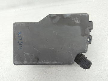 2011-2012 Mazda 3 Chassis Control Module Ccm Bcm Body Control Bbm6-66761 - Oemusedautoparts1.com