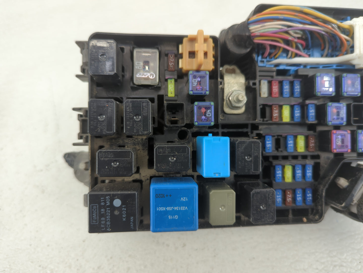 2011-2012 Mazda 3 Chassis Control Module Ccm Bcm Body Control Bbm6-66761 - Oemusedautoparts1.com
