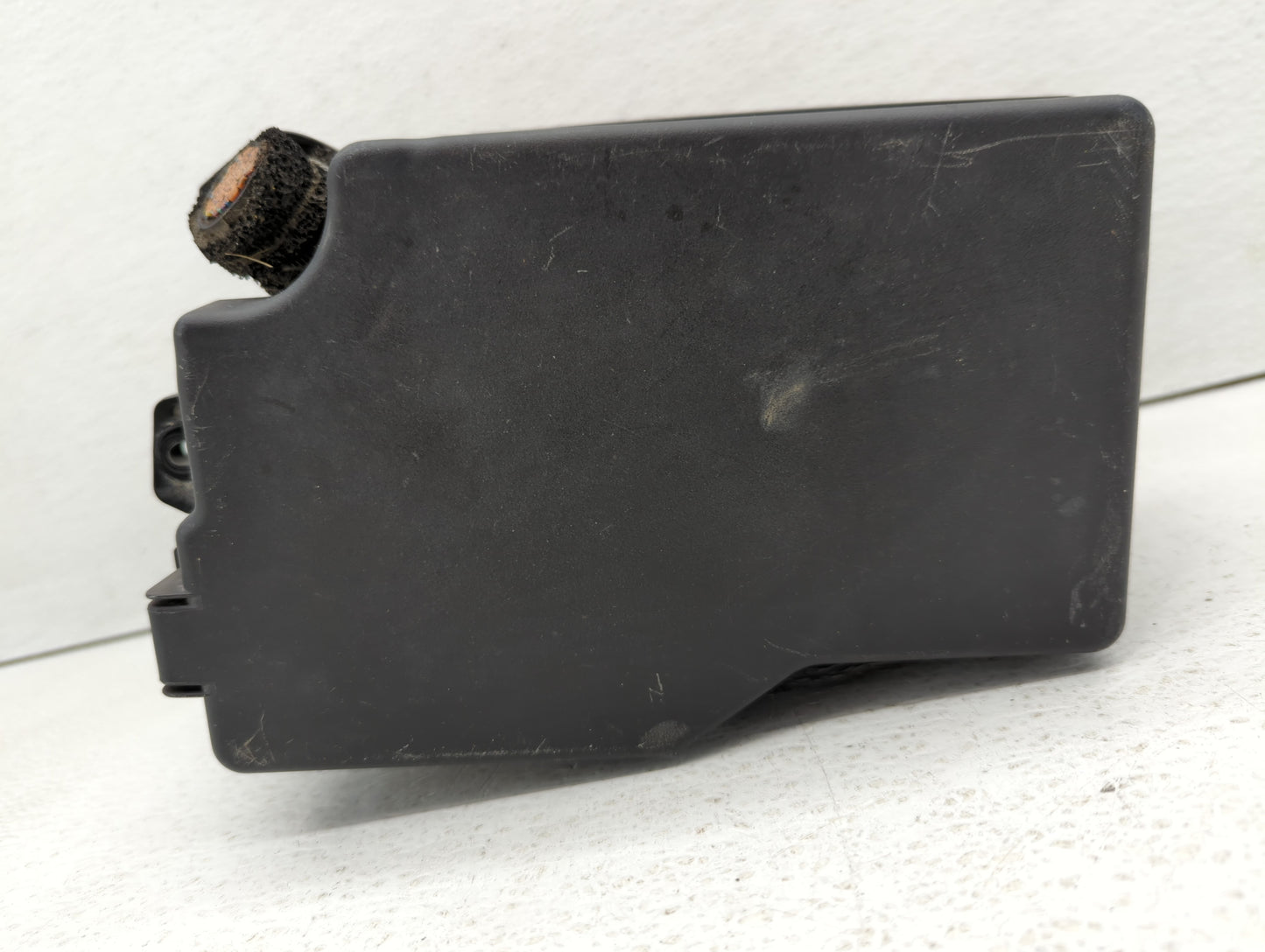2011-2012 Mazda 3 Chassis Control Module Ccm Bcm Body Control - Oemusedautoparts1.com