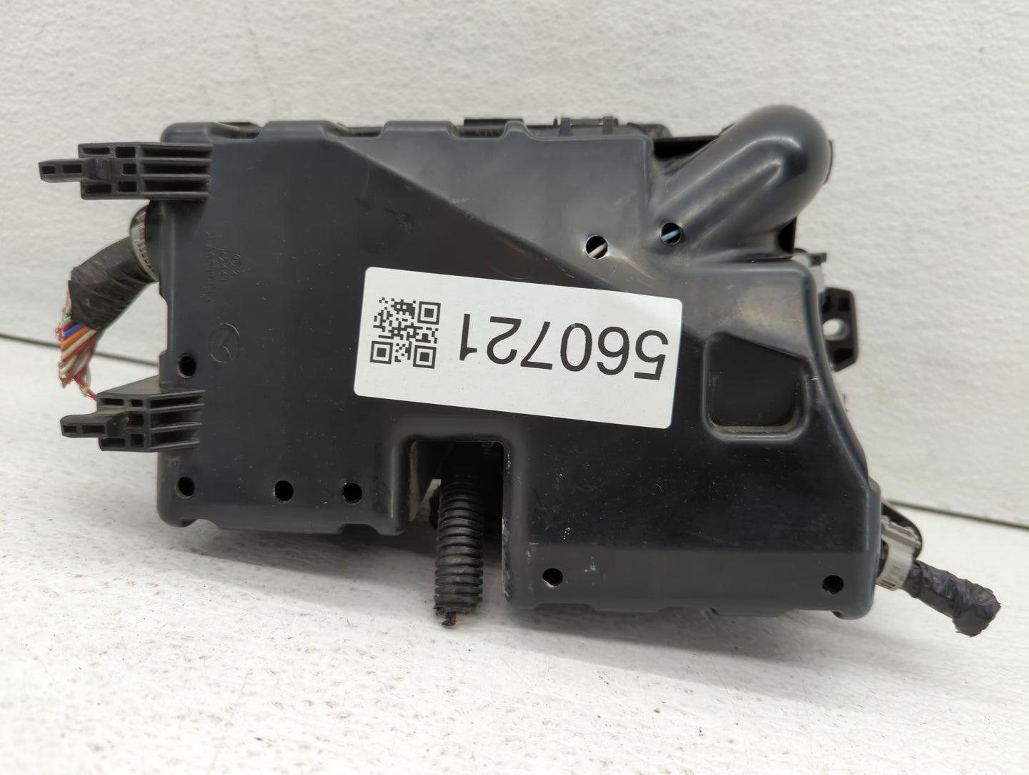 2011-2012 Mazda 3 Chassis Control Module Ccm Bcm Body Control - Oemusedautoparts1.com