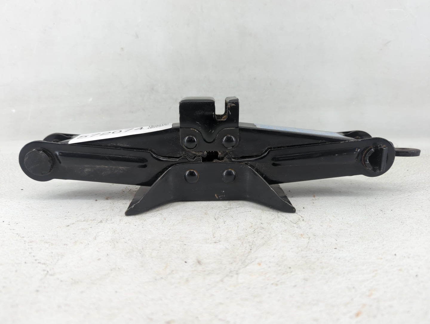 2011 Mazda 3 Spare Scissor Car Jack - Oemusedautoparts1.com