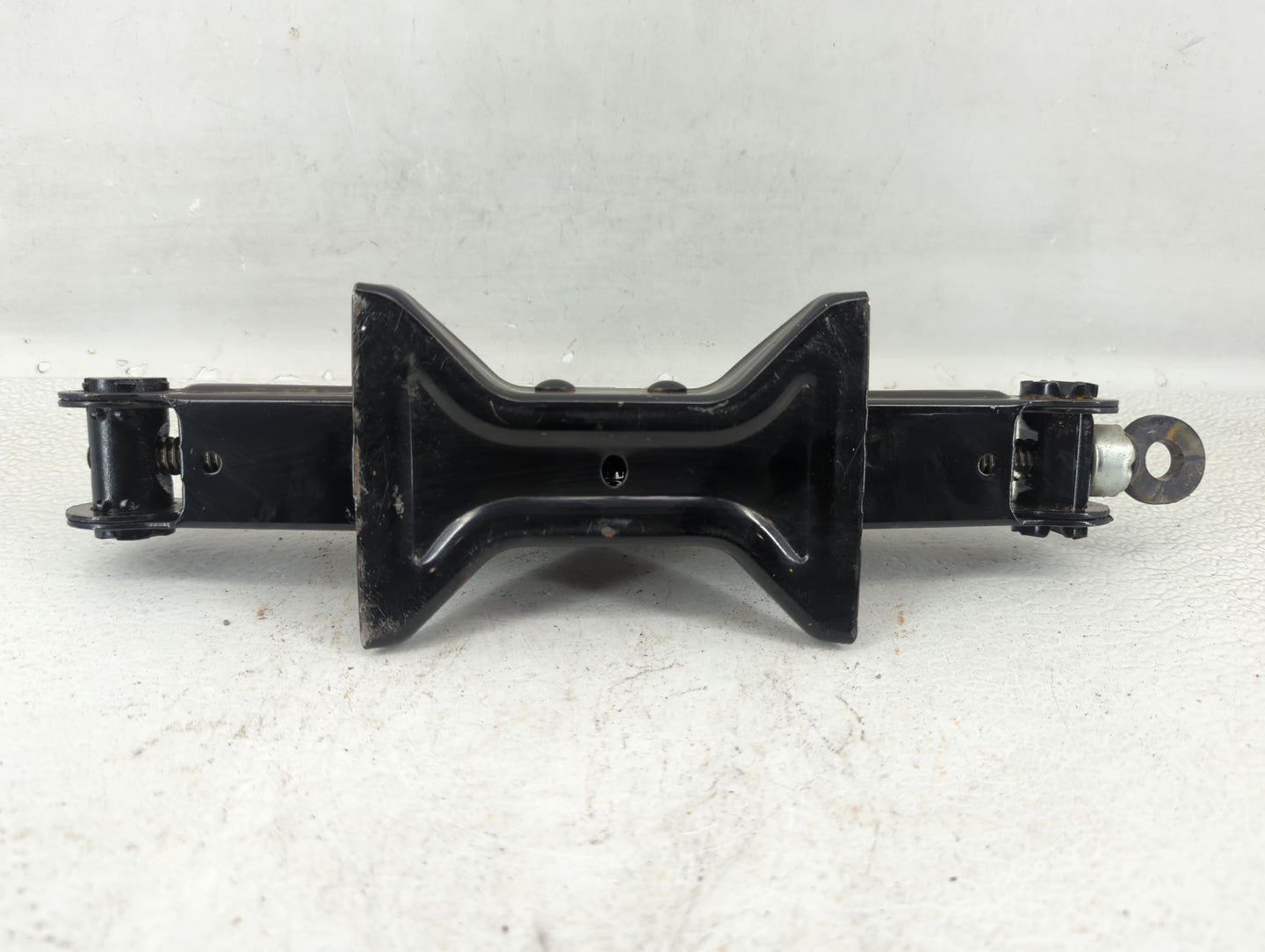 2011 Mazda 3 Spare Scissor Car Jack - Oemusedautoparts1.com