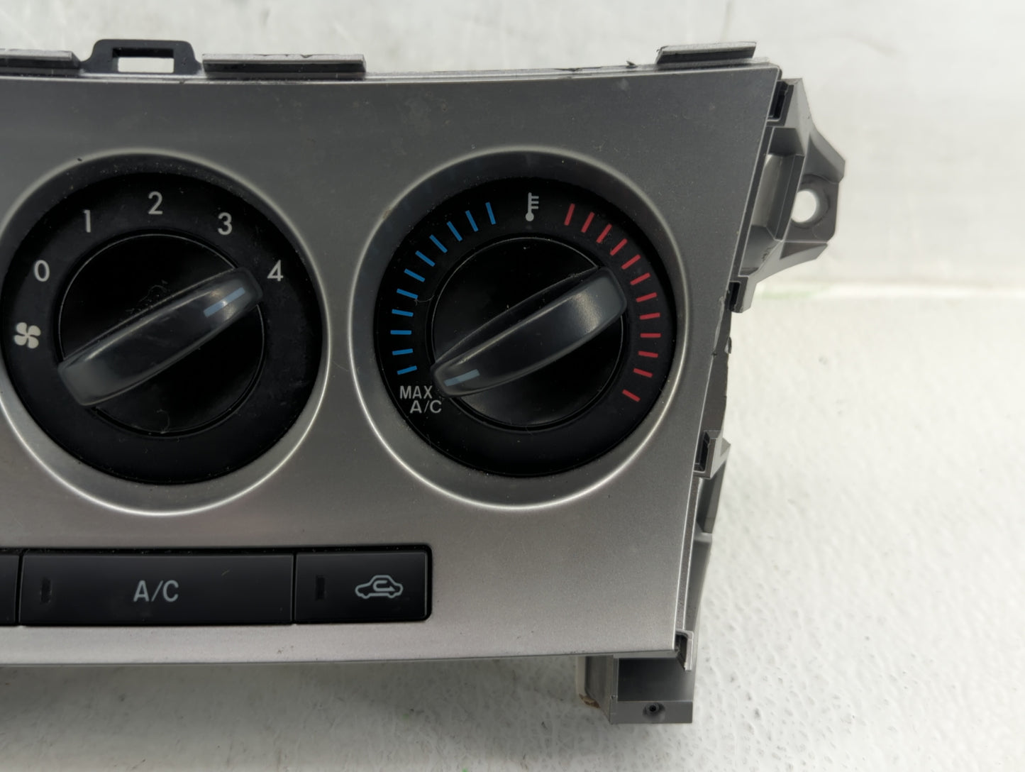 2010-2011 Mazda 3 Climate Control Module Temperature AC/Heater Replacement P/N:BBM4 0G30 Fits Fits 2010 2011 OEM Used Auto P