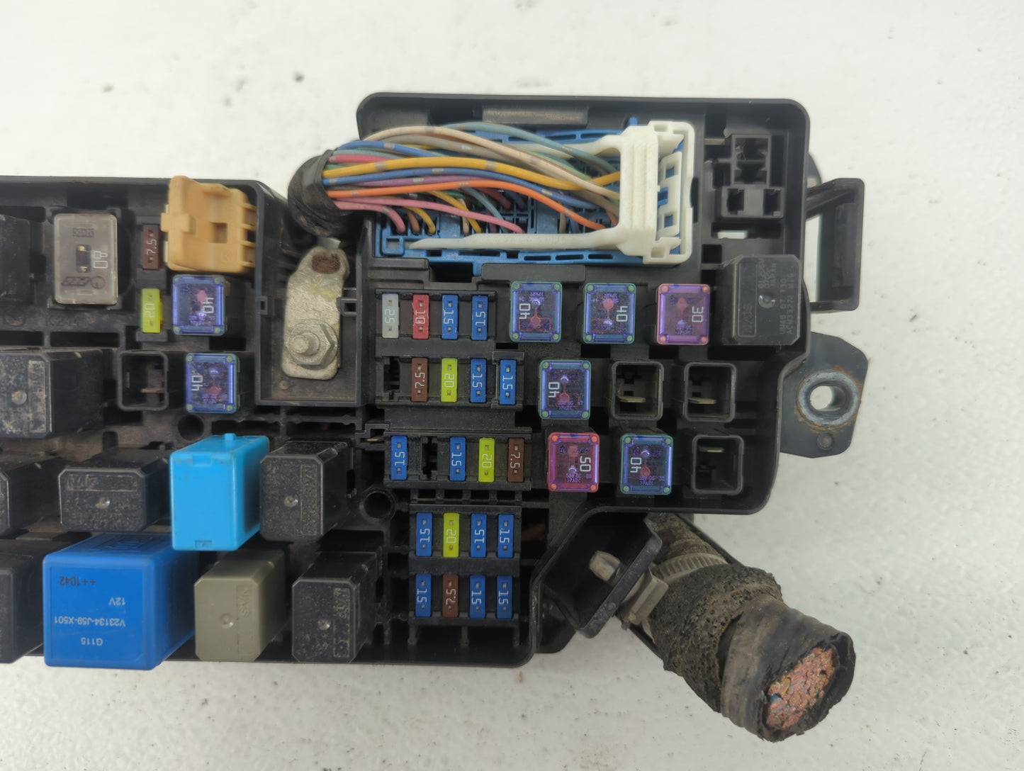 2011 Mazda 3 Fusebox Fuse Box Panel Relay Module P/N:BBM6-66761 Fits OEM Used Auto Parts - Oemusedautoparts1.com