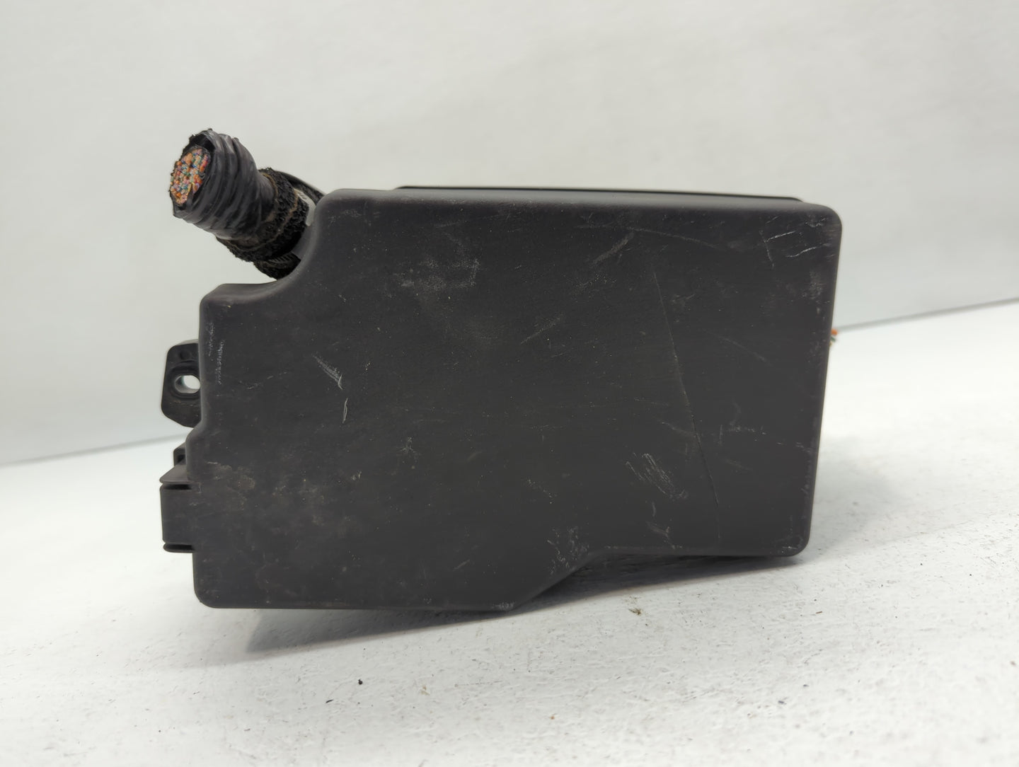 2011-2012 Mazda 3 Chassis Control Module Ccm Bcm Body Control Bbm6-66761 - Oemusedautoparts1.com