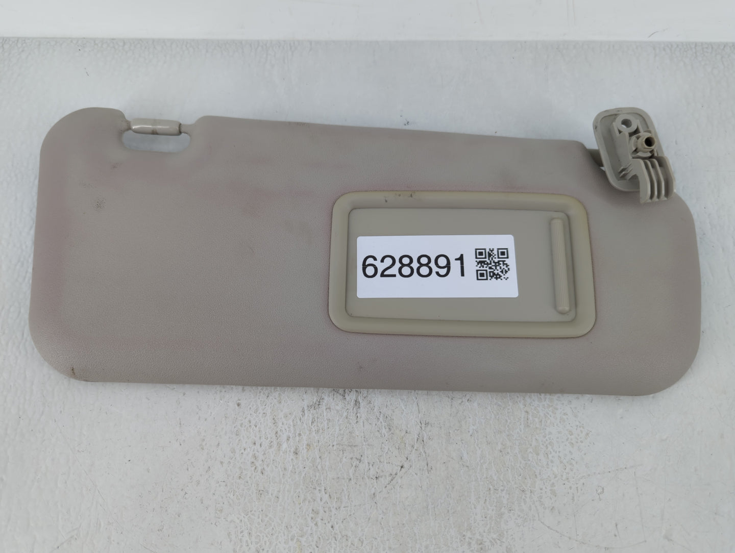 2010-2013 Mazda 3 Sun Visor Shade Replacement Passenger Right Mirror Fits Fits 2010 2011 2012 2013 OEM Used Auto Parts - Oem