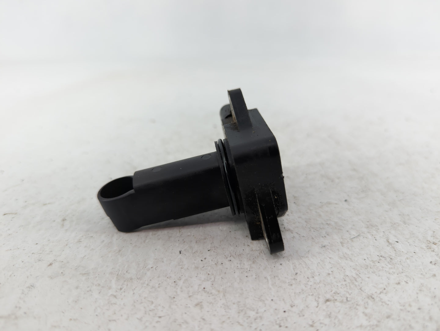 2004-2013 Mazda 3 Mass Air Flow Meter Maf - Oemusedautoparts1.com