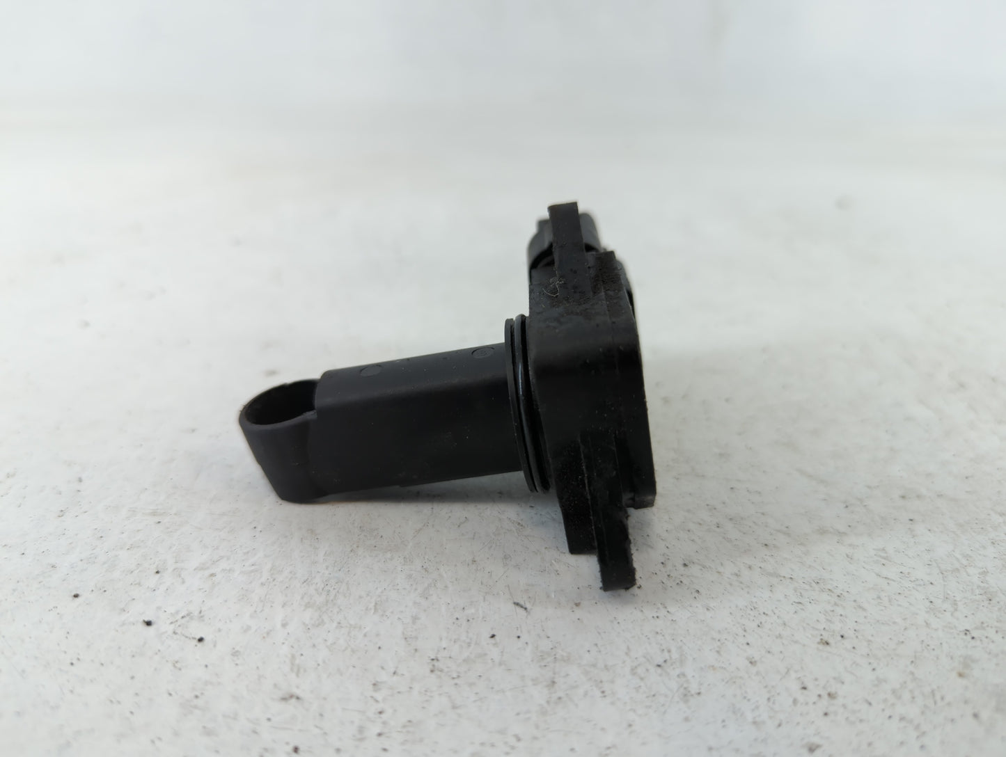 2004-2013 Mazda 3 Mass Air Flow Meter Maf - Oemusedautoparts1.com