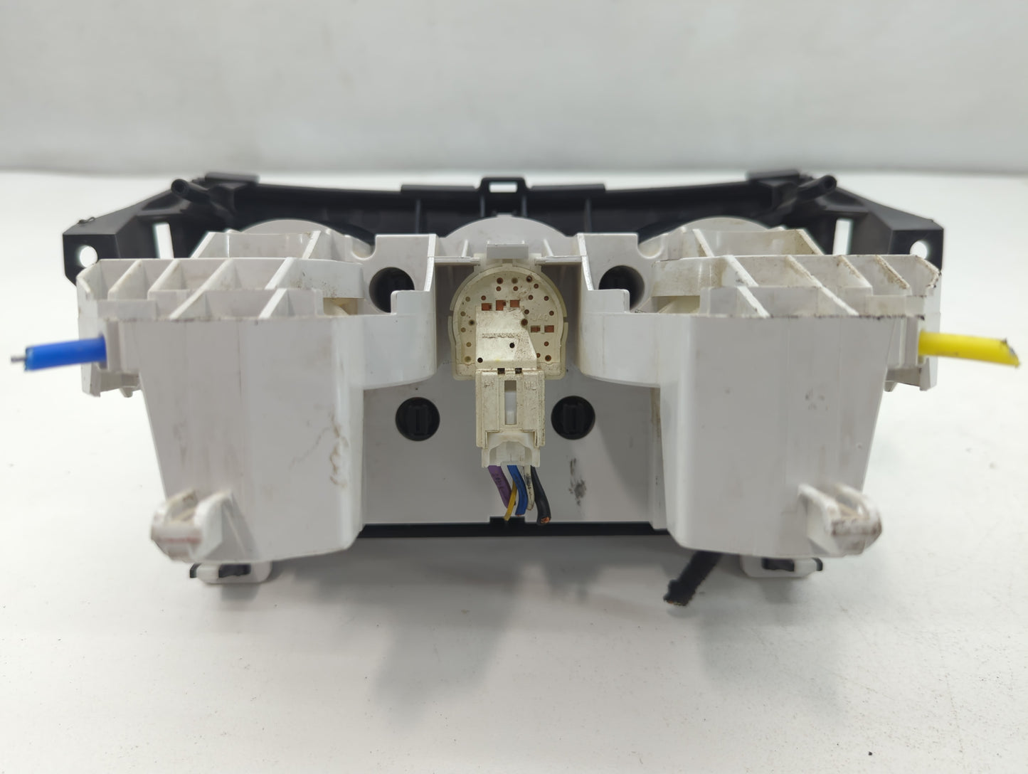 2010-2011 Mazda 3 Climate Control Module Temperature AC/Heater Replacement P/N:BBM4 1B21 Fits Fits 2010 2011 OEM Used Auto P