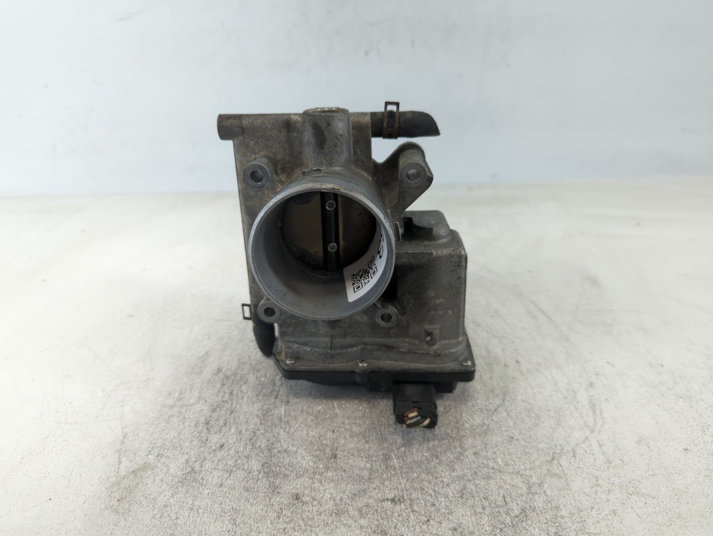 2006-2013 Mazda 3 Throttle Body P/N:L3R4 13 640 Fits Fits 2006 2007 2008 2009 2010 2011 2012 2013 OEM Used Auto Parts - Oemu