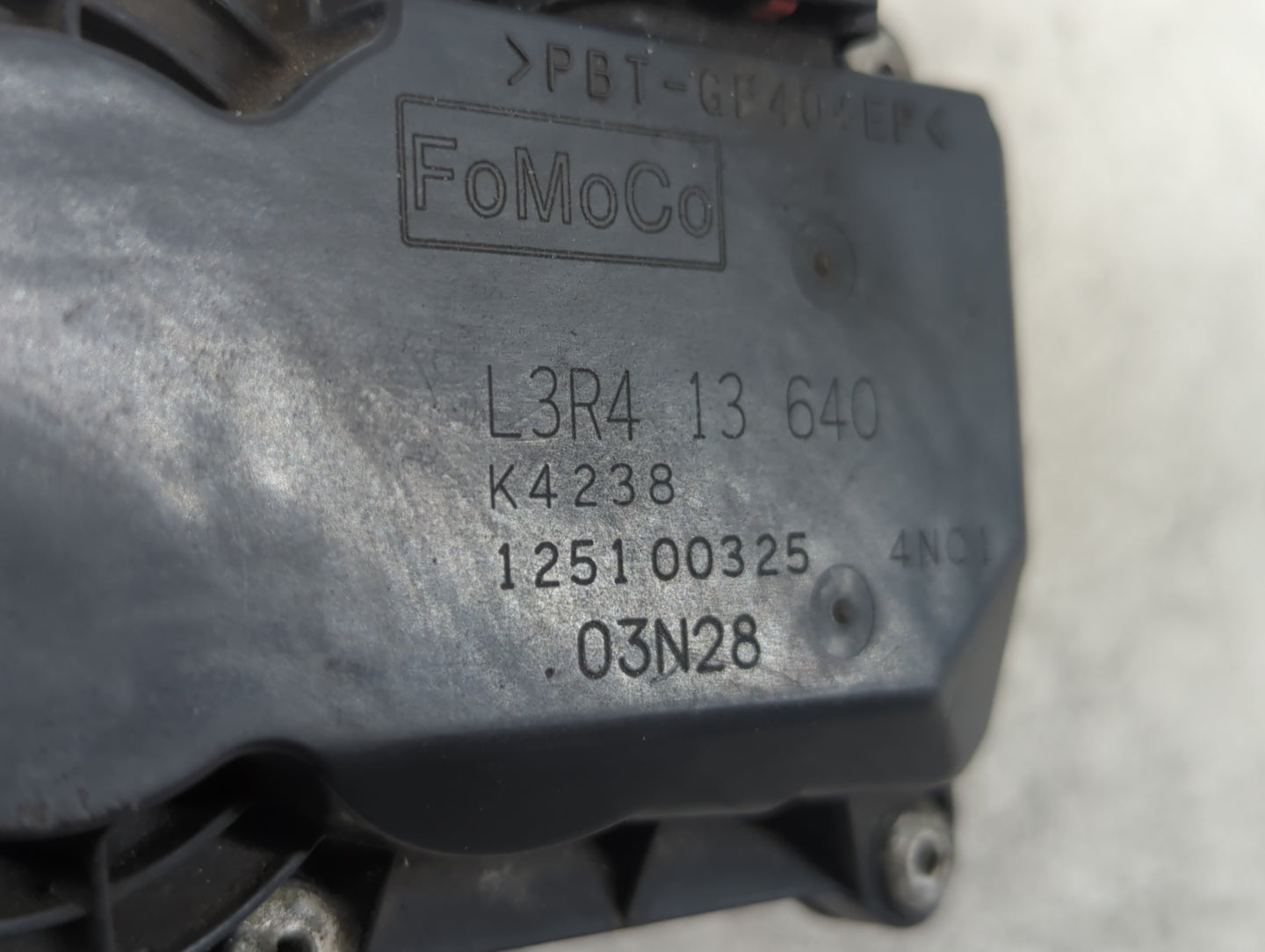 2006-2013 Mazda 3 Throttle Body P/N:L3R4 13 640 Fits Fits 2006 2007 2008 2009 2010 2011 2012 2013 OEM Used Auto Parts - Oemu