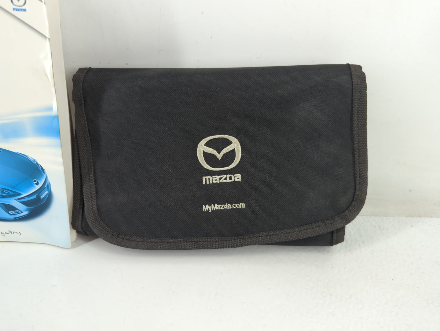 2011 Mazda 3 Owners Manual Book Guide P/N:9999-95-038C-11 OEM Used Auto Parts - Oemusedautoparts1.com