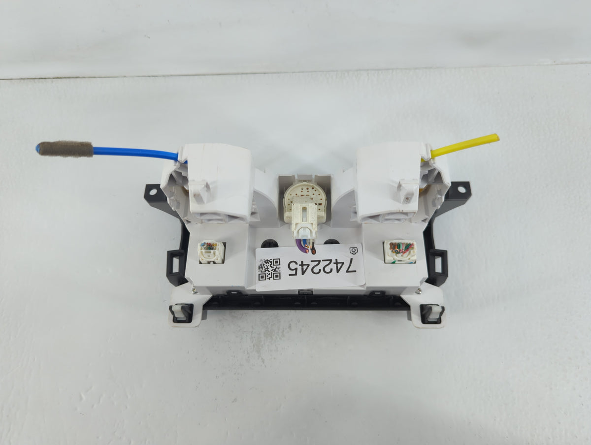 2010-2011 Mazda 3 Climate Control Module Temperature AC/Heater Replacement P/N:0G08 Fits Fits 2010 2011 OEM Used Auto Parts 
