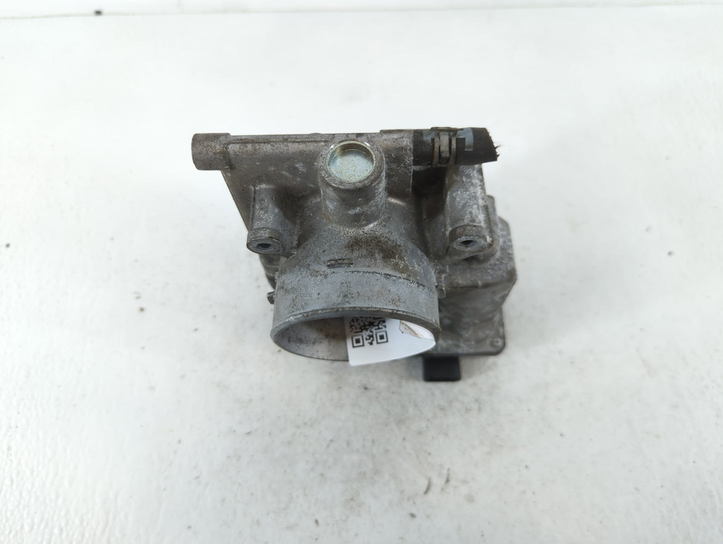 2006-2013 Mazda 3 Throttle Body P/N:L3R4 13 640 Fits Fits 2006 2007 2008 2009 2010 2011 2012 2013 OEM Used Auto Parts - Oemu