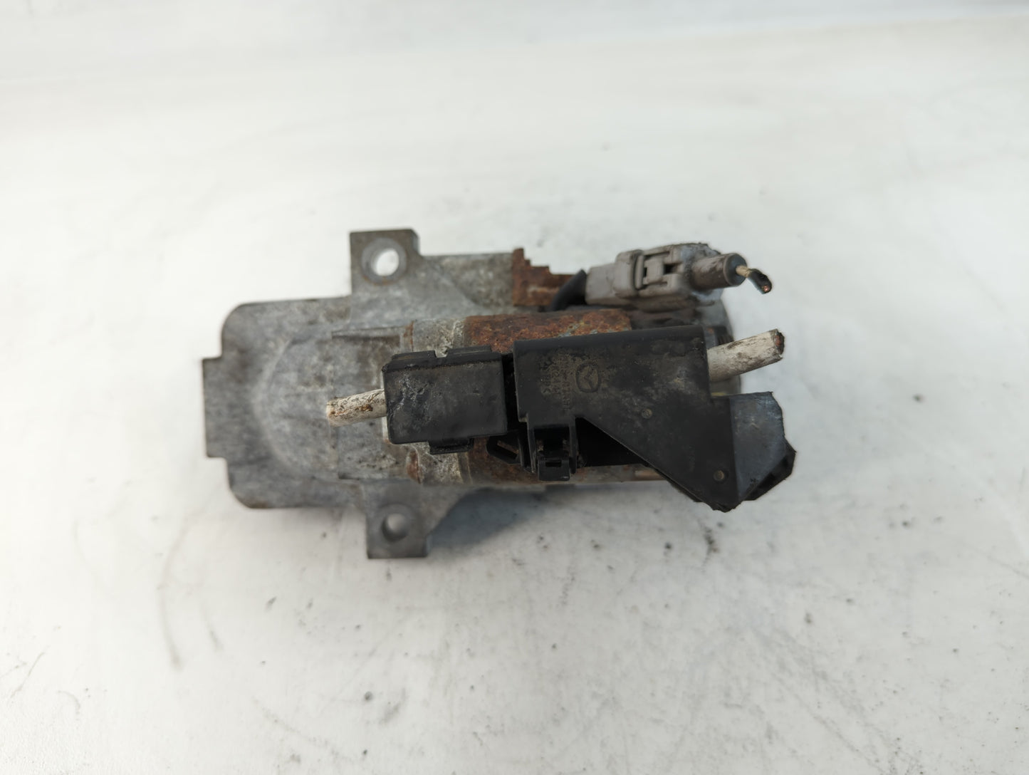 2010-2013 Mazda 3 Car Starter Motor Solenoid OEM P/N:M000T33271 Fits Fits 2010 2011 2012 2013 OEM Used Auto Parts - Oemuseda