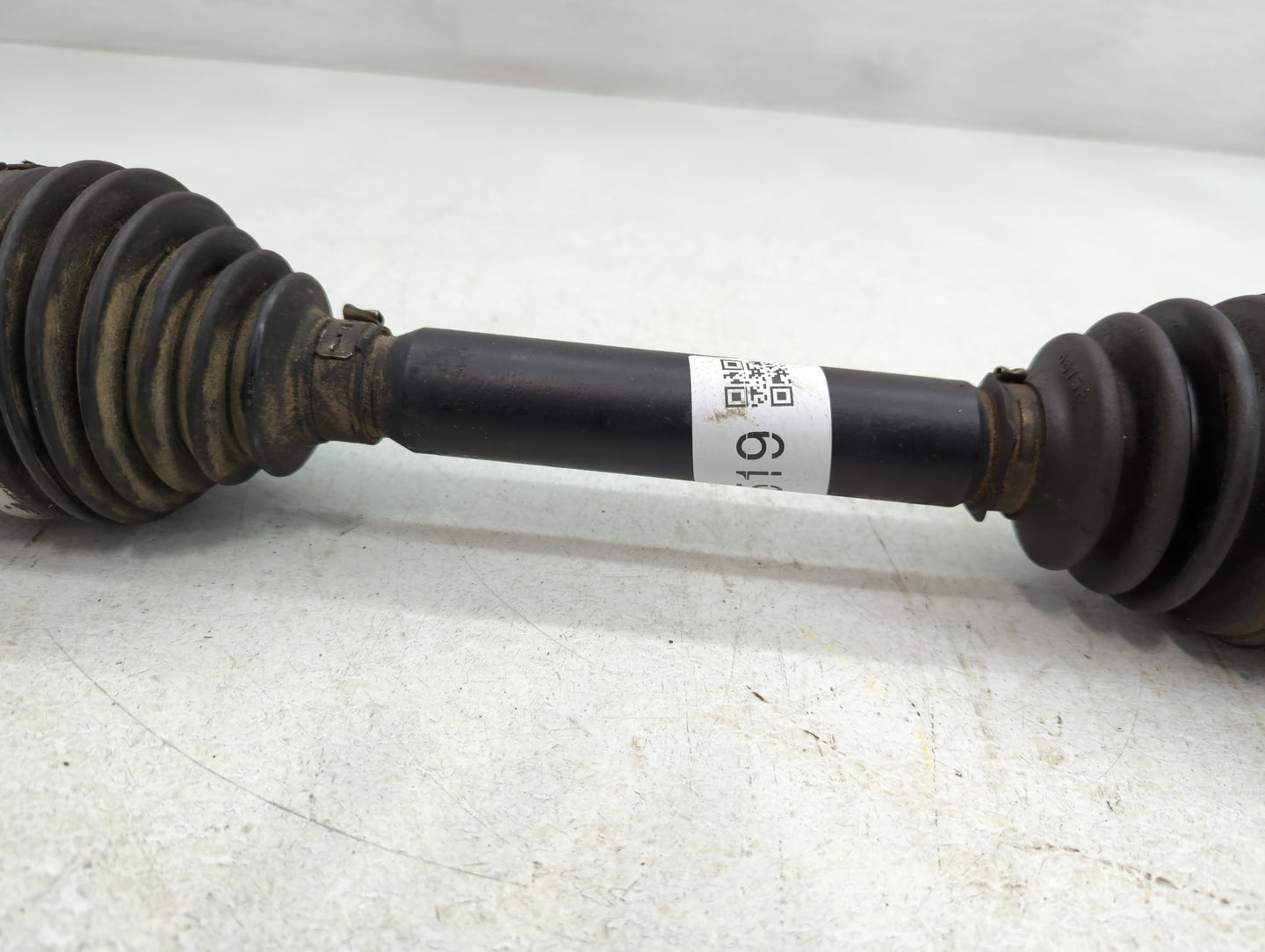 2011-2013 Mazda 3 Axle Shaft Front Passenger Cv C/v - Oemusedautoparts1.com