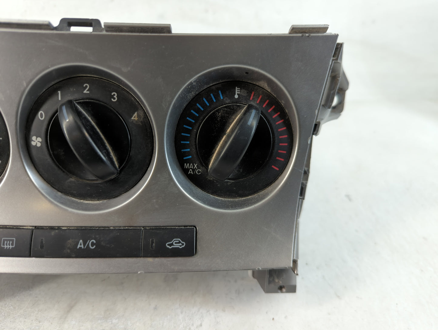 2010-2011 Mazda 3 Climate Control Module Temperature AC/Heater Replacement Fits Fits 2010 2011 OEM Used Auto Parts - Oemused