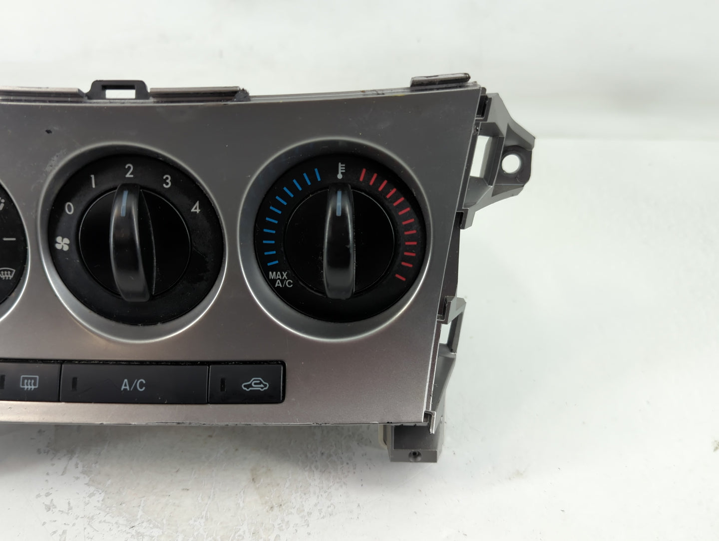 2010-2011 Mazda 3 Climate Control Module Temperature AC/Heater Replacement P/N:BBM41B26 Fits Fits 2010 2011 OEM Used Auto Pa