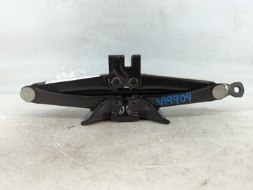 2011 Mazda 3 Spare Scissor Car Jack - Oemusedautoparts1.com