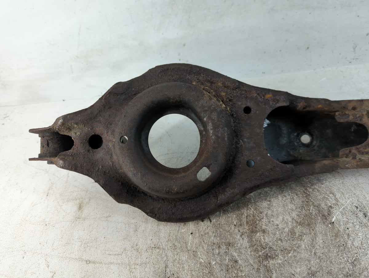 2004-2013 Mazda 3 Passenger Rear Lower Control Arm Oem 780163 - Oemusedautoparts1.com