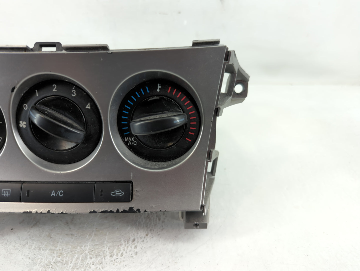 2010-2011 Mazda 3 Climate Control Module Temperature AC/Heater Replacement P/N:BBM41B16 Fits Fits 2010 2011 OEM Used Auto Pa