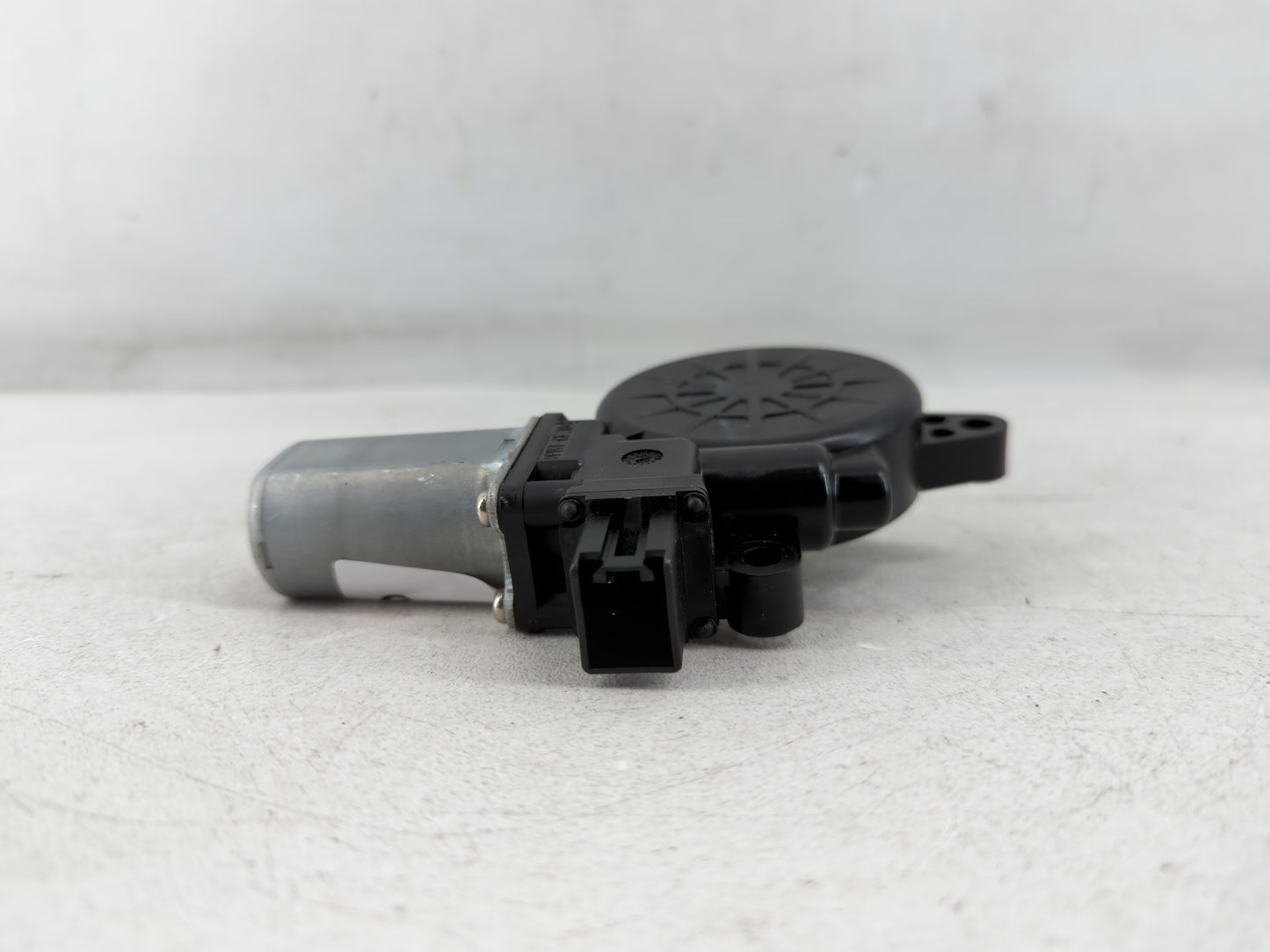 2010-2013 Mazda 3 Passenger Front Right Power Window Motor - Oemusedautoparts1.com