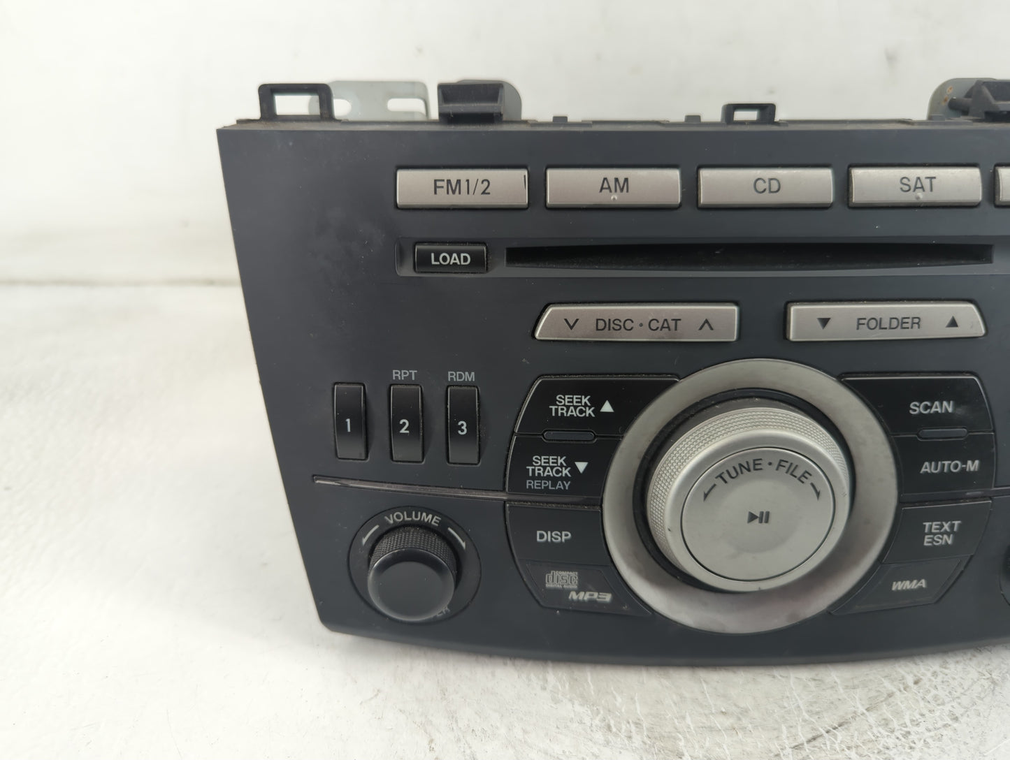 2011 Mazda 3 Radio AM FM Cd Player Receiver Replacement P/N:BBM5 66 AR0 14792746 Fits OEM Used Auto Parts - Oemusedautoparts