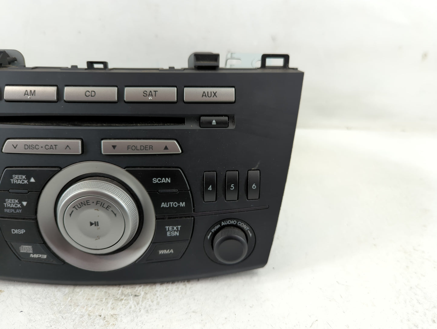 2011 Mazda 3 Radio AM FM Cd Player Receiver Replacement P/N:BBM5 66 AR0 14792746 Fits OEM Used Auto Parts - Oemusedautoparts